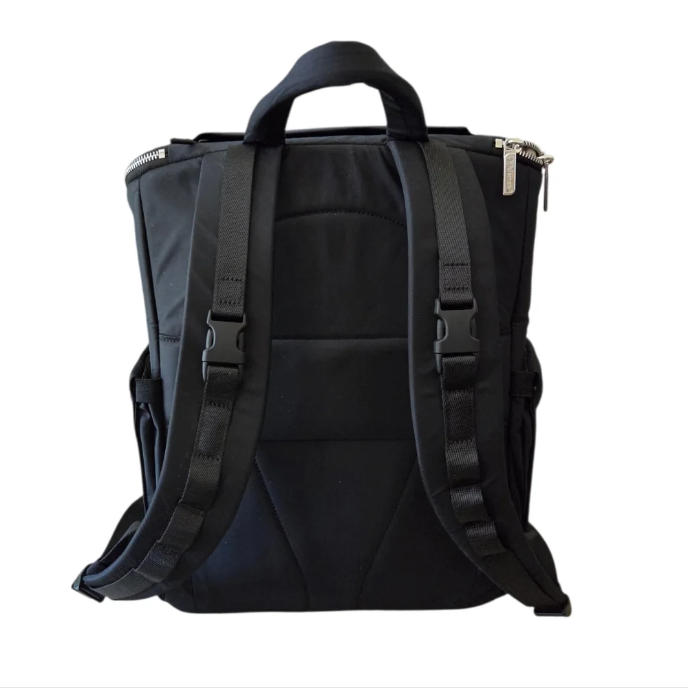 lululemon athletica Black New Parent Backpack 17L Diaper Bag - Picture 5 of 10